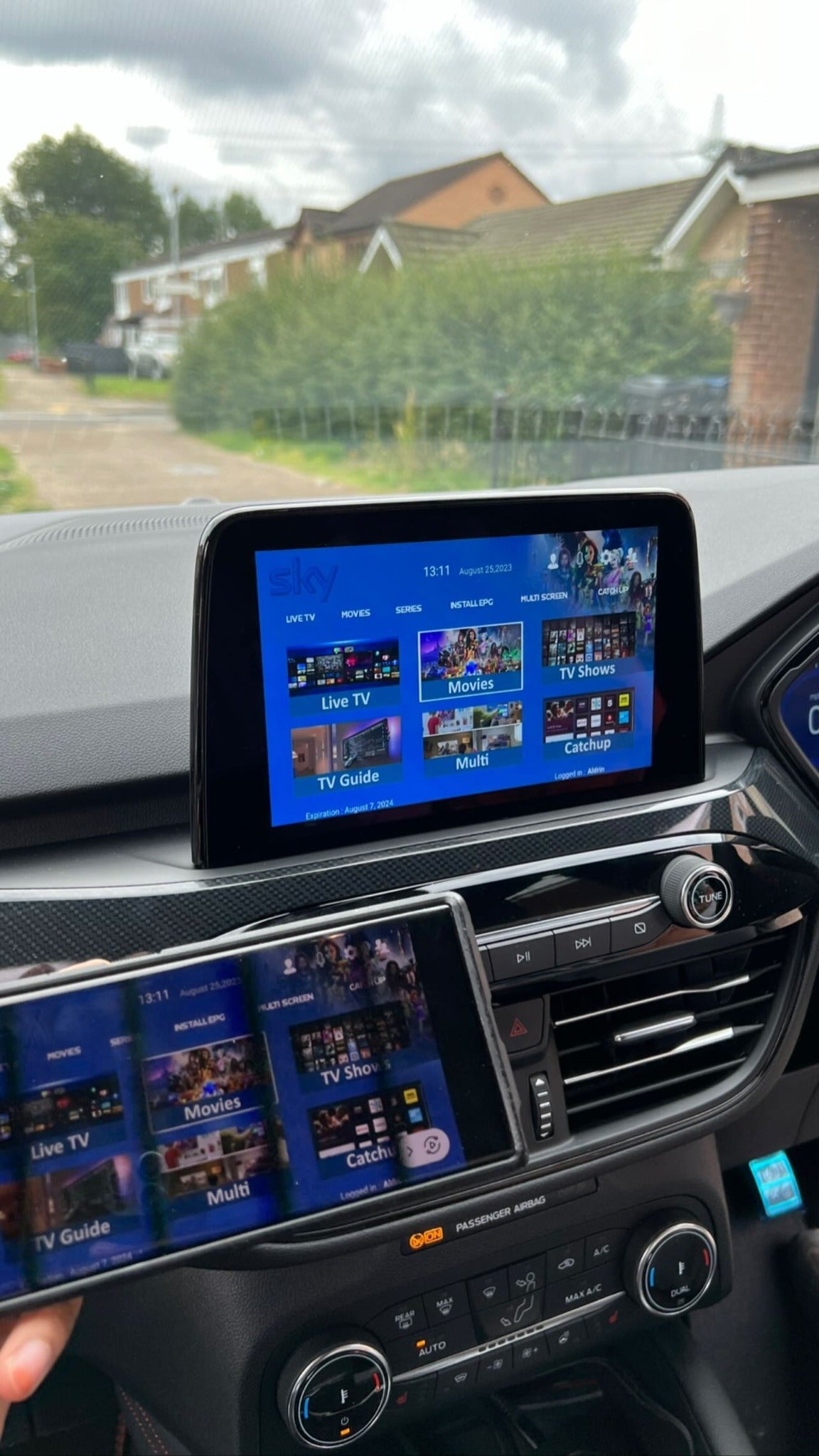 Boîte AI YouTube et Netflix pour Ford