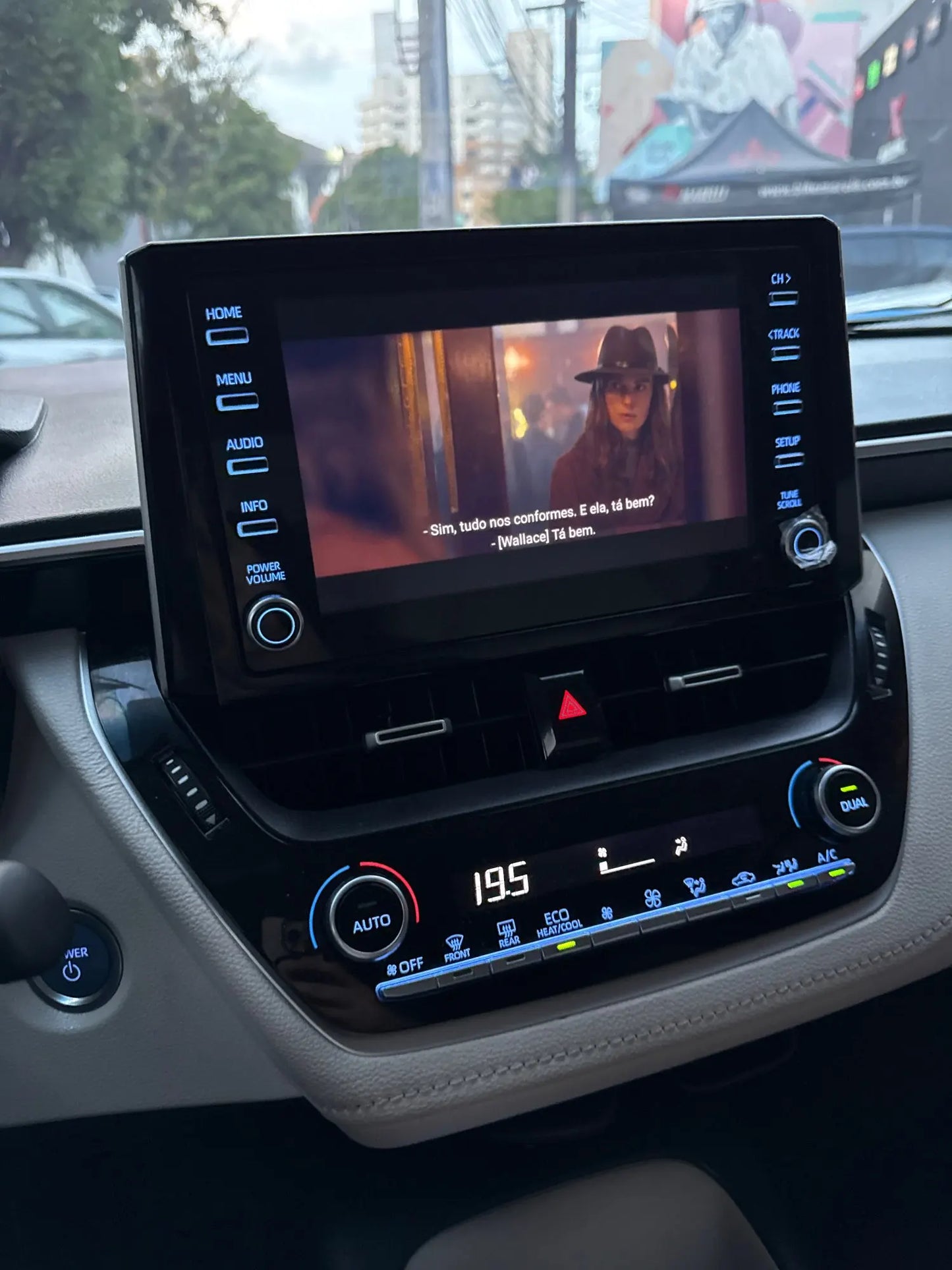 Boîte AI YouTube et Netflix pour Toyota